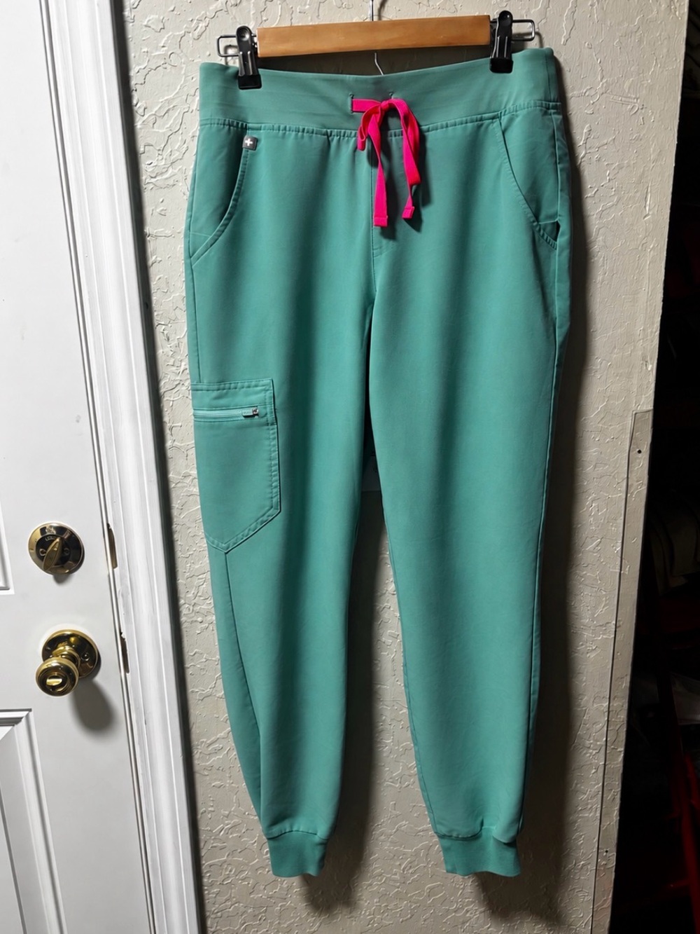 Figs Surgical Green Scrubs Size S never worn